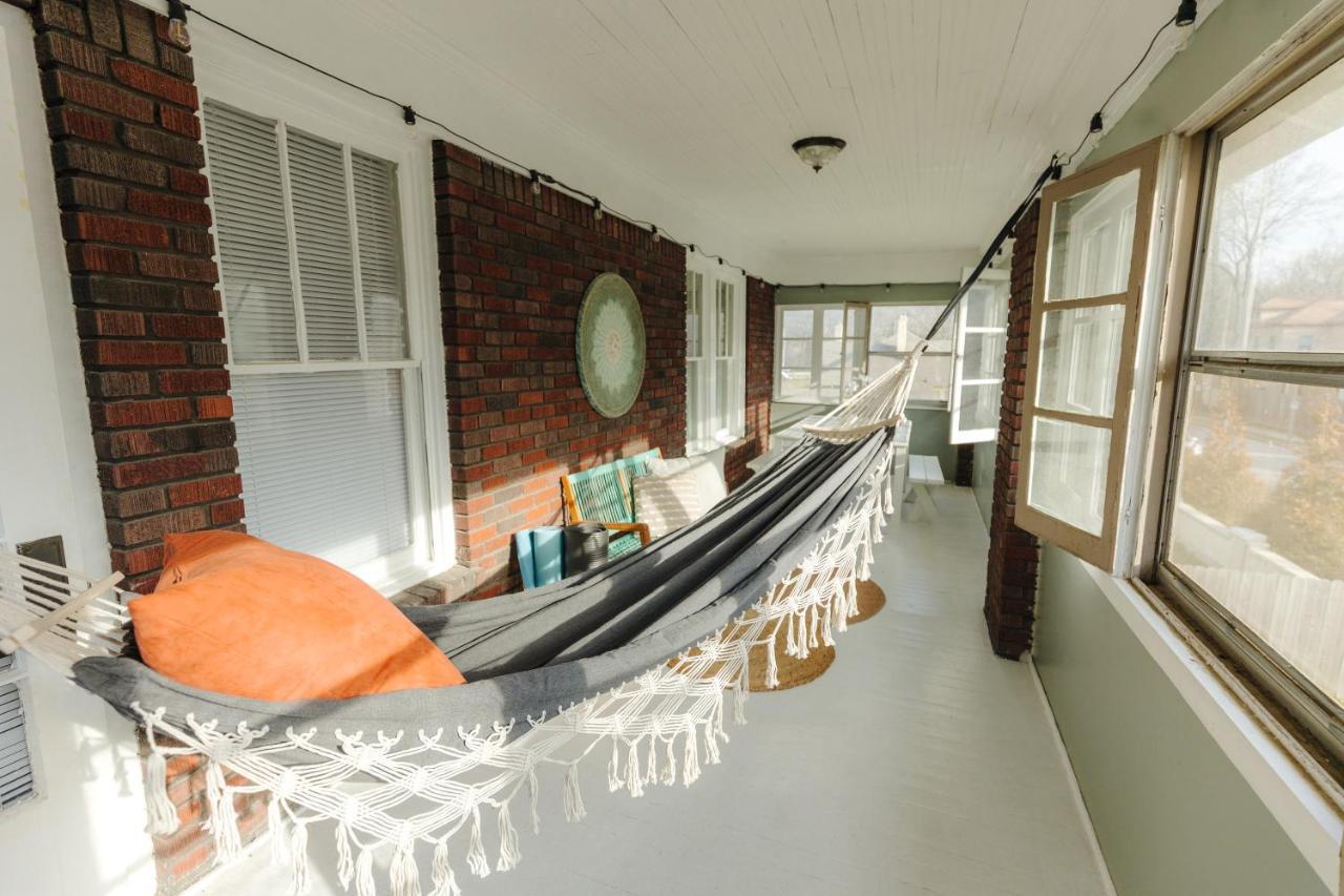 Villa Historic Revival 2Br Midtown Memphis Free Parking Fast Wifi Free Parking Yes Pets Extérieur photo